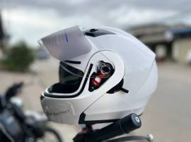 មួកការពារបើកចង្កាបាន Yamaha Flip Up Helmets