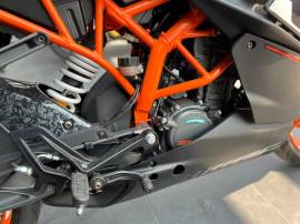 KTM RC 125cc 2015 កុងទ័រន័រពីជប៉ុន មួយទឹកស្លាកលេខ ម៉ាសុីន ទឹកថ្នាំនៅខ្ចីស្អាត