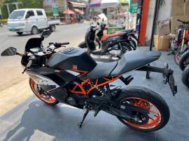 KTM RC 125cc 2015 កុងទ័រន័រពីជប៉ុន មួយទឹកស្លាកលេខ ម៉ាសុីន ទឹកថ្នាំនៅខ្ចីស្អាត