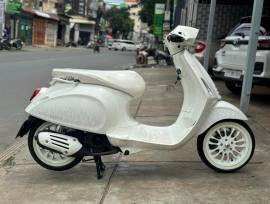 មាន Vespa Justin Bieber  មួយទឹក ដូចថ្មី 4000km តម្លៃ 5988$